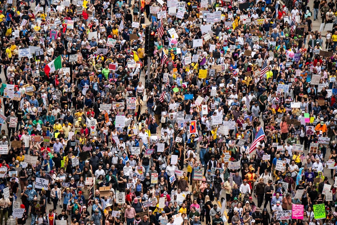 Thousands descend on Downtown Chicago during the No Kings Day protest on Oct. 18, 2025. Credit: Colin Boyle/Block Club Chicago