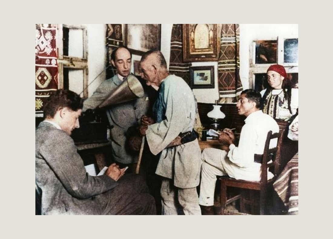 Constantin Brăiloiu recording folk musicians.