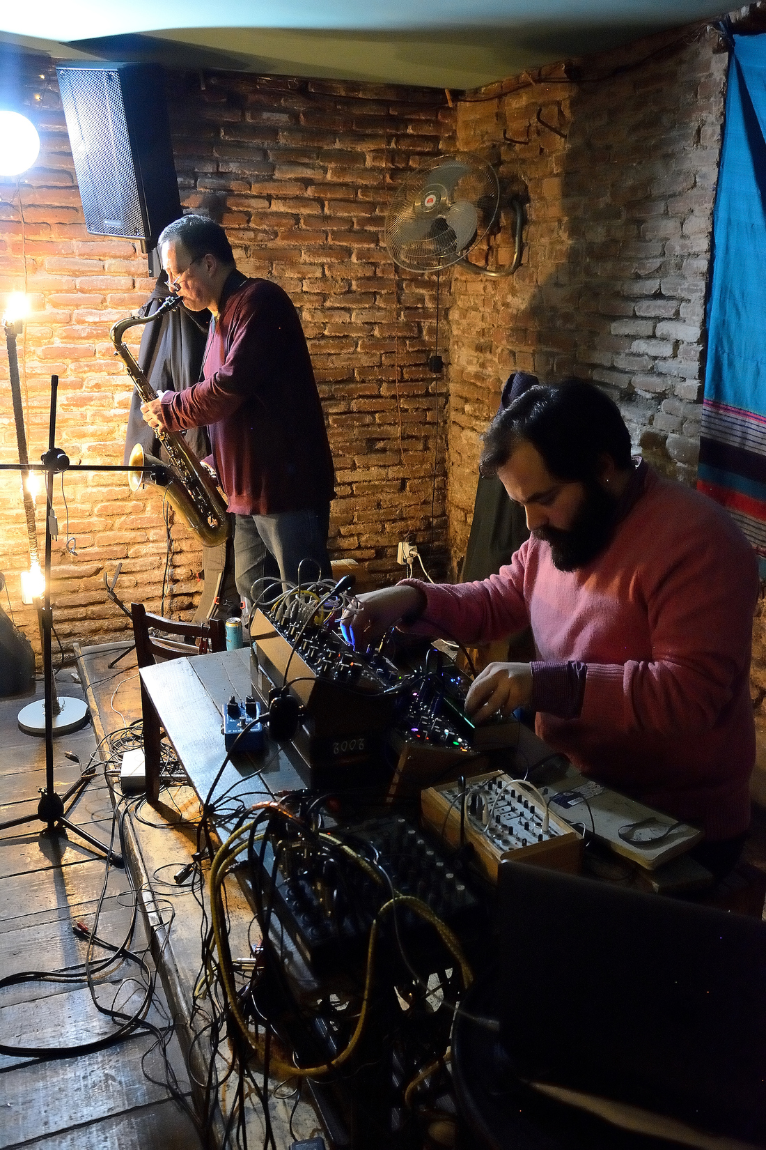 Rezo Kiknadze (saxophone) and Tornike Margvelashvili (electronics). Photo: Jan Chudozilov